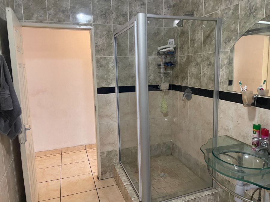 4 Bedroom Property for Sale in Heidedal Free State